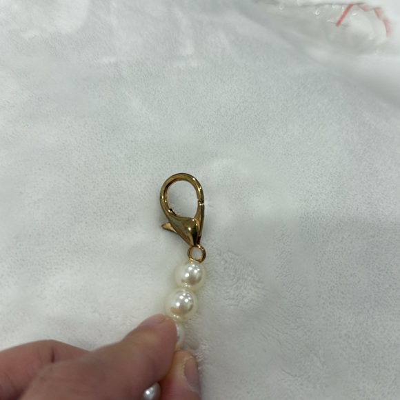 Pearl Strap - Picture 3 of 5